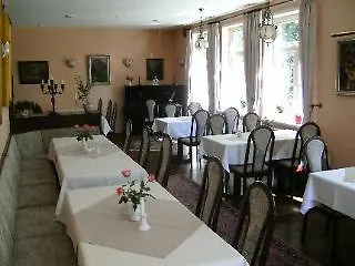 Leisewitz' Garten Πανσιόν 3*